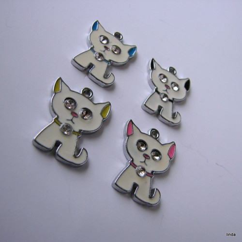 Kočička * smalt * přívěsek * 20 x15mm * 1 ks /bal