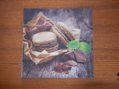 Ubrousek na decoupage - makronky a čokoláda