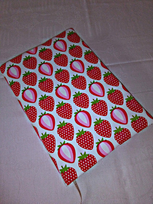 Je libo jahůdku - obal na knihu