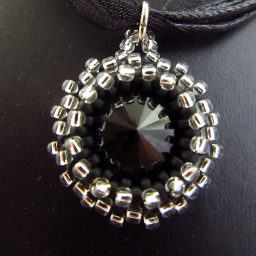 Swarovski black chrysantema II.