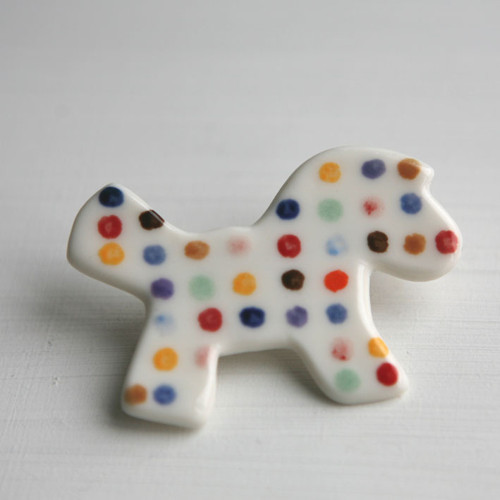 Duhový... (porcelánová brož) — foto 1