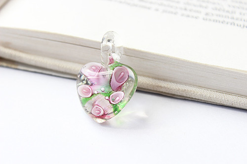 Skleněný murano mini přívěsek - 20x30 mm — foto 1