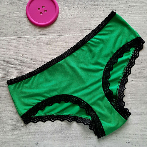 Brazilky krajkové - Emerald M — foto 1