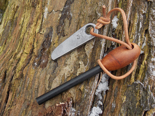 Křesadlo / Firesteel — foto 1