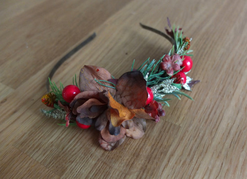 Čelenka jako z adventního věnce — foto 1