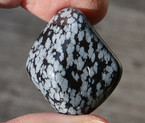 Obsidián sněžný D7128 — foto 1