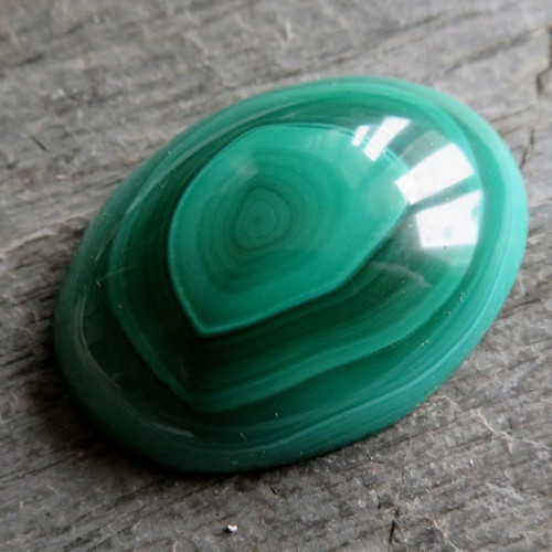 Malachit Extra, oválný kabošon 3x2 cm č.04 — foto 1