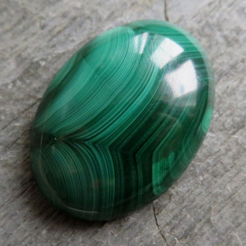 Malachit Extra, oválný kabošon 3x2 cm č.09 — foto 1