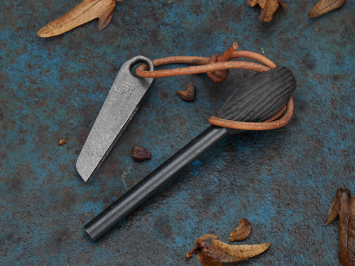 Křesadlo / Firesteel — foto 1