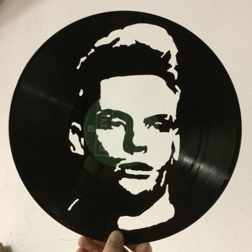 Vanilla Ice portrét vyřezáno do gramodesky — foto 1