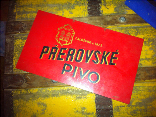 Stará reklamní hospodská cedule Přerovské pivo