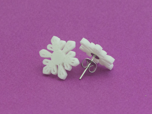 Náušnice puzetové Snowflake 5 bílé — foto 1