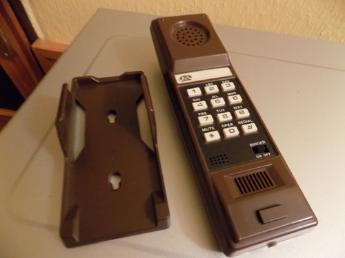 Domácí telefon z Řecka