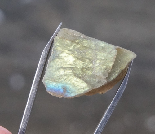 Surový labradorit D7432 — foto 1