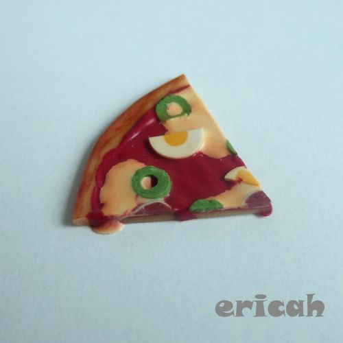 Pizza s vejcem (1 ks) — foto 1