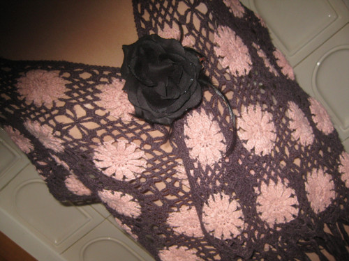Háčkovaná šála dvoubarevná — foto 1