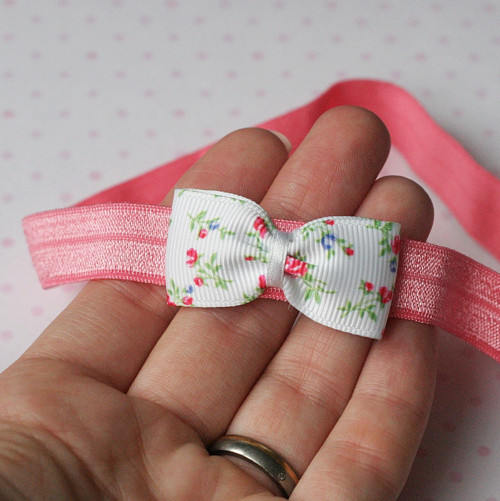 Čelenka pro newborn - kytičková mašlička — foto 1