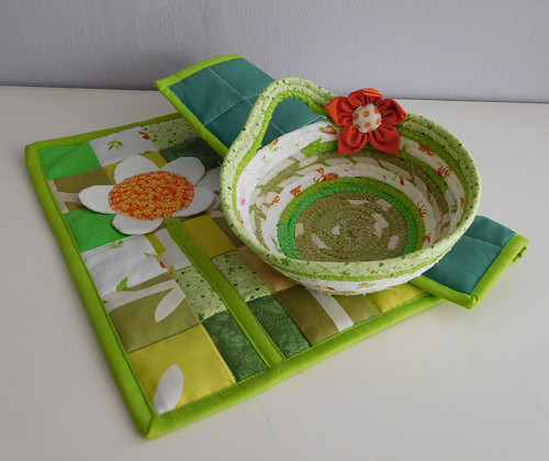 Jarní - prostírka s ošatkou — foto 1