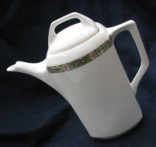 Lístky čajové...porcelánová konvice