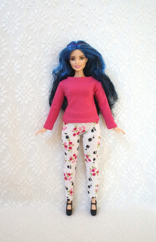Komplet pro Barbie 2016 - curvy - baculku — foto 1