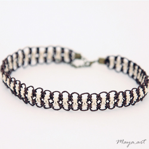 Béžovohnědý náhrdelník "CHOKER" — foto 1