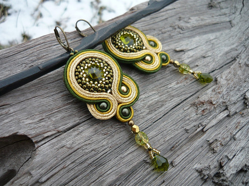 Soutache náušnice Gold Oliva — foto 1