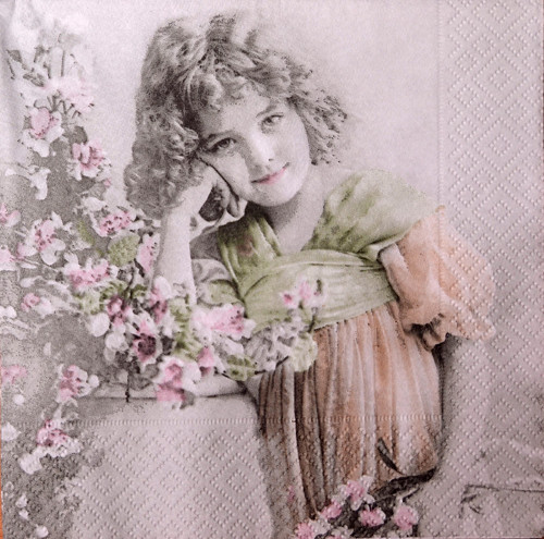 Vintage - děvčátko v oranžových šatech