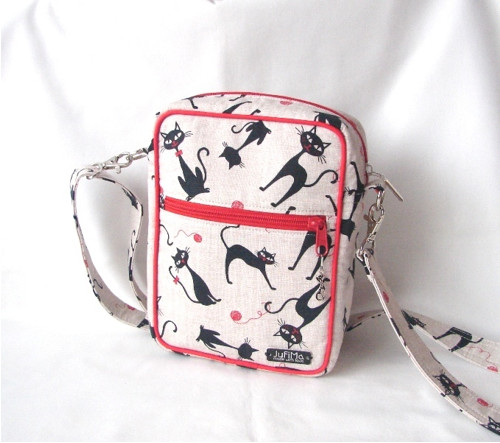 Crossbody kočičí — foto 1