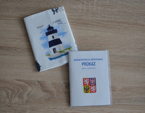Obal na očkovací průkaz - maják — foto 1
