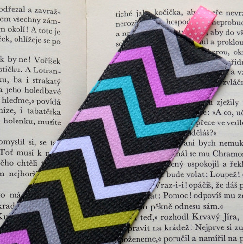 Záložka Chevron — foto 1
