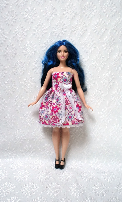 Šaty pro Barbie 2016 - curvy - baculku — foto 1