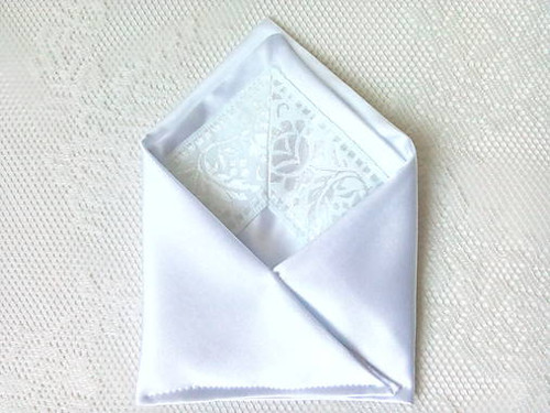 Slovak folklore handkerchief (white)