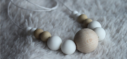 Kousací Korále - Natural / White — foto 1