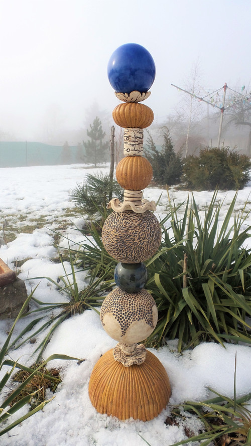Keramický totem — foto 1