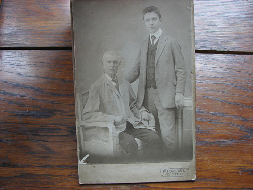V rodině... kabinetní fotografie