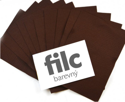 Filc, hnědý, A4, 180g