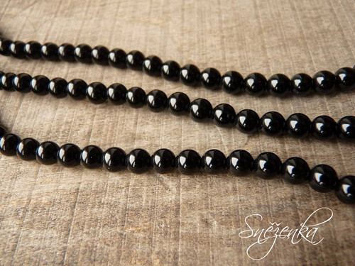 Onyx kulička 6 mm, 3 ks