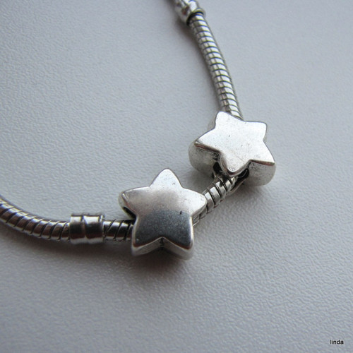 Korálek s velkým průvlekem * 11x10mm * 2 ks /bal