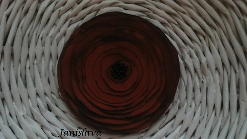 Vínově červená — foto 1
