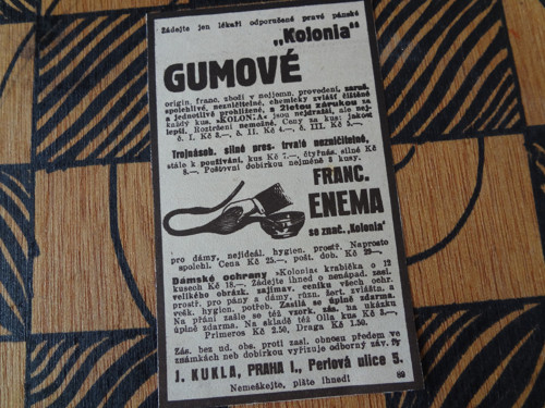 Dobová reklama/ Kolonia gumové