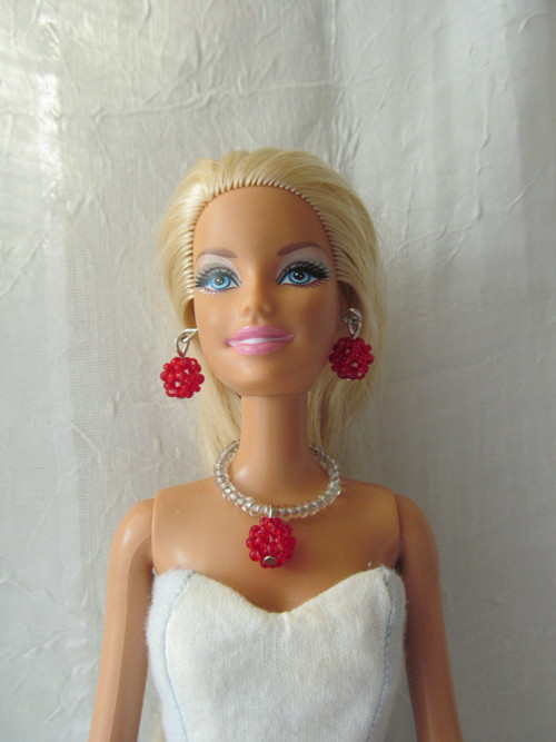 Náhrdelník a náušnice pro Barbie - červená — foto 1