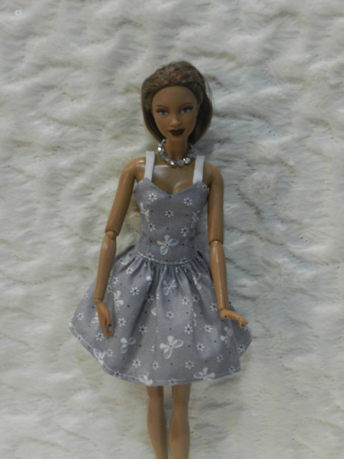 Šatičky pro Barbie — foto 1