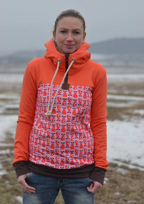 Oranžová mikina — foto 1