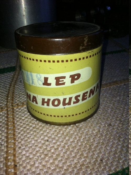 Lep Na Housenky - Na Housenky Lep