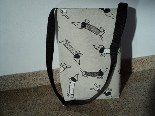 Jezevčíková crossbody — foto 1