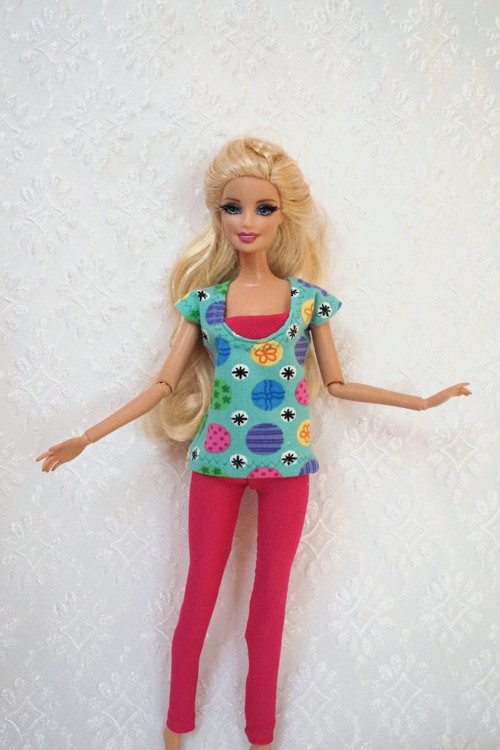 Komplet pro Barbie — foto 1