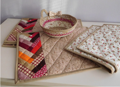 Patchwork na stole - prostírka — foto 1