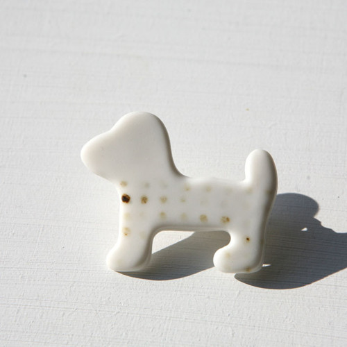 Čas venčení (porcelánová brož) — foto 1