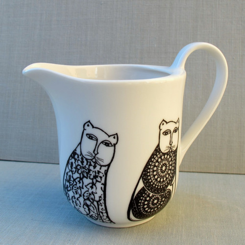 Porcelánová mlíčenka — foto 1