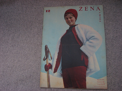 Časopis Žena a móda, číslo 12/1961 — foto 1